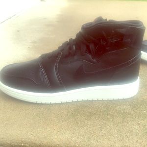 All black air Jordan 8 retro